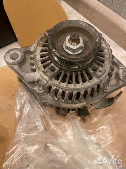 Генератор на toyota corolla filder 2001-2006
