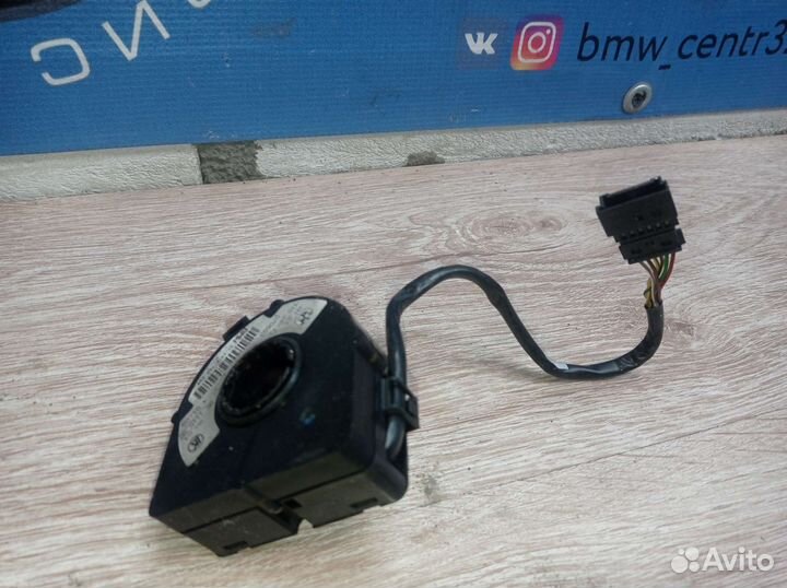 Датчик поворота руля на BMW X5 Е53