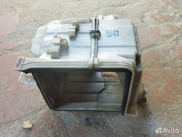 Корпус испарителя кондиционера Mitsubishi Pajero 2