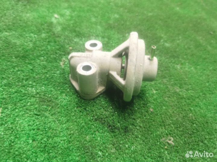 Клапан вентиляции картерных газов Mitsubishi