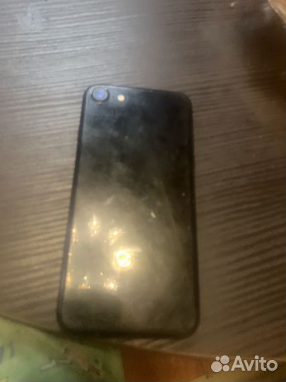 iPhone 7, 32 ГБ