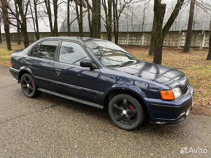 Toyota Corsa 1.5 AT, 1995, 30 000 км