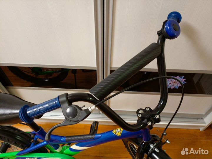 Детский велосипед 18