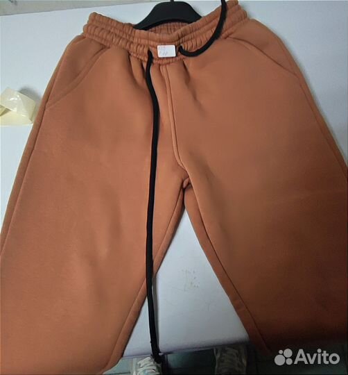 Спортивные штаны женские