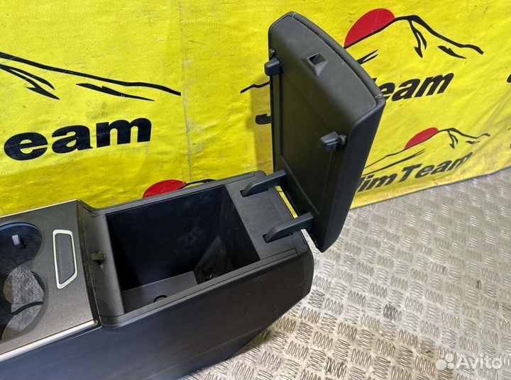 Центральная консоль Omoda C5 T19C sqrf4J16 2022