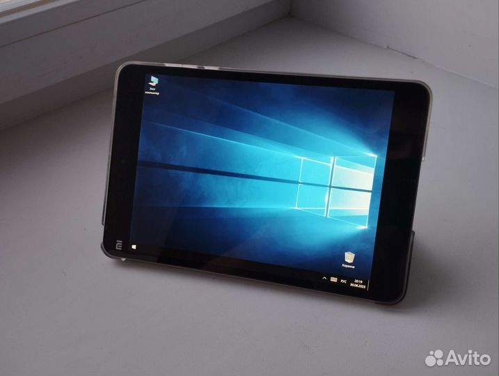 MiPad 2 (Windows + Android)