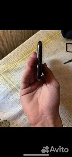 Телефон iPhone 11 про