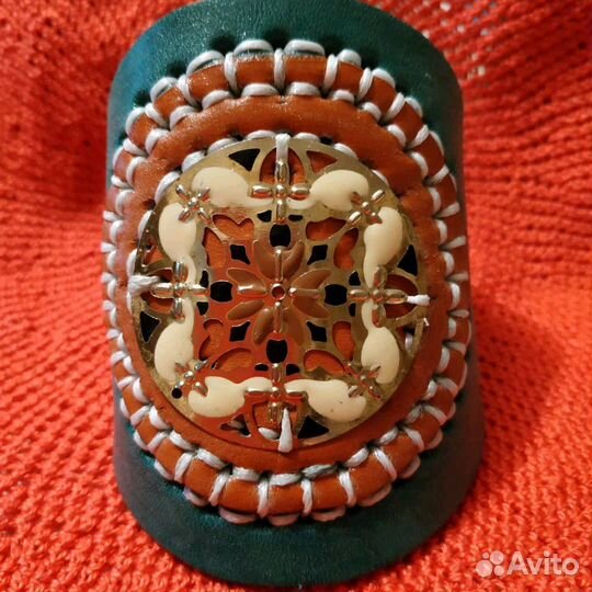 Авторский кожаный браслет,Восточный