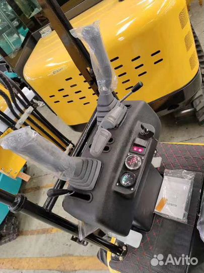 Мини-экскаватор Rippa R319, 2023