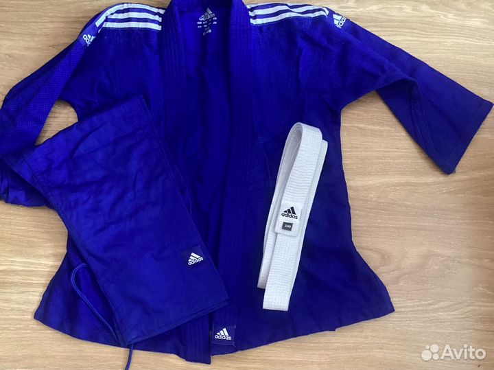 Кимоно для дзюдо adidas