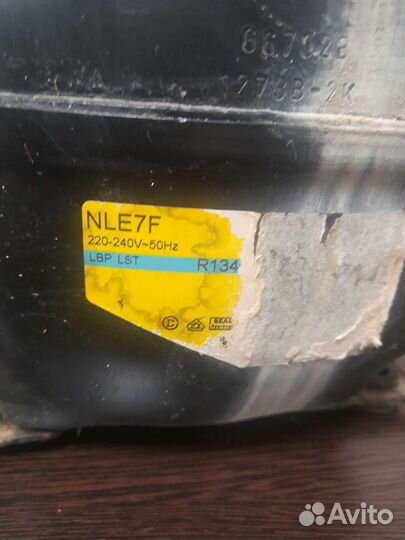 Компрессор на холодильник indesit