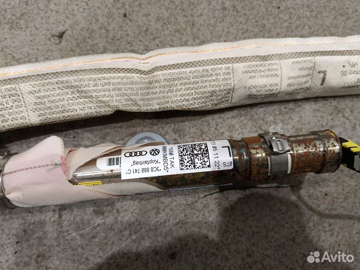 Левая шторка безопасности для Volkswagen Passat CC