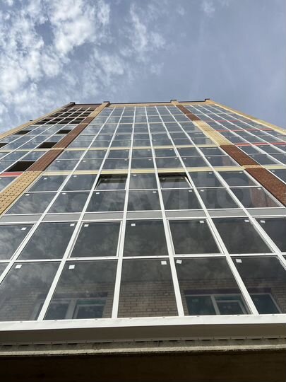 3-к. квартира, 96 м², 3/9 эт.