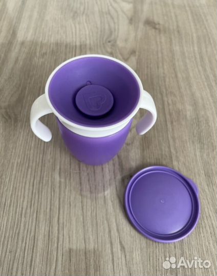 Поильник непроливайка munchkin 360