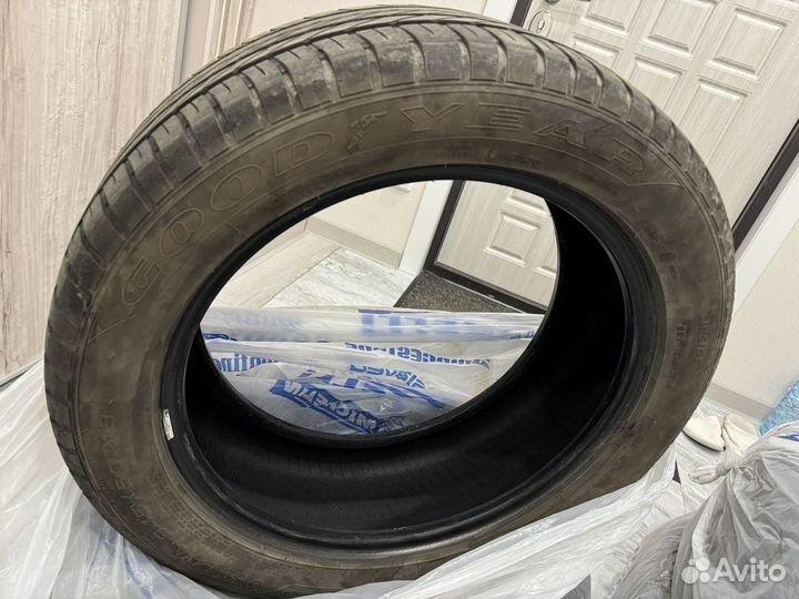 Goodyear Eagle F1 Asymmetric SUV 245/50 R19 200T