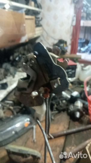 Активатор замка двери Mitsubishi Space Wagon