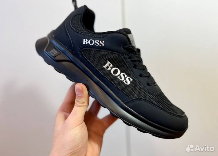 Кроссовки Boss удобные