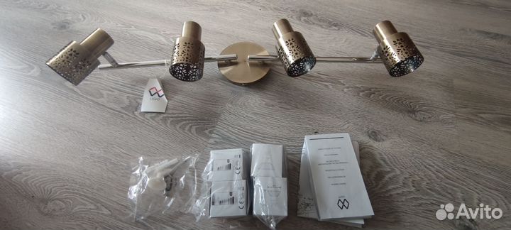 Светильник спот Азур