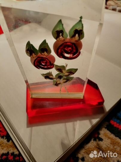 Сувенир 2розы в стекле