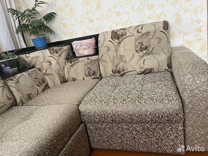 Угловой диван