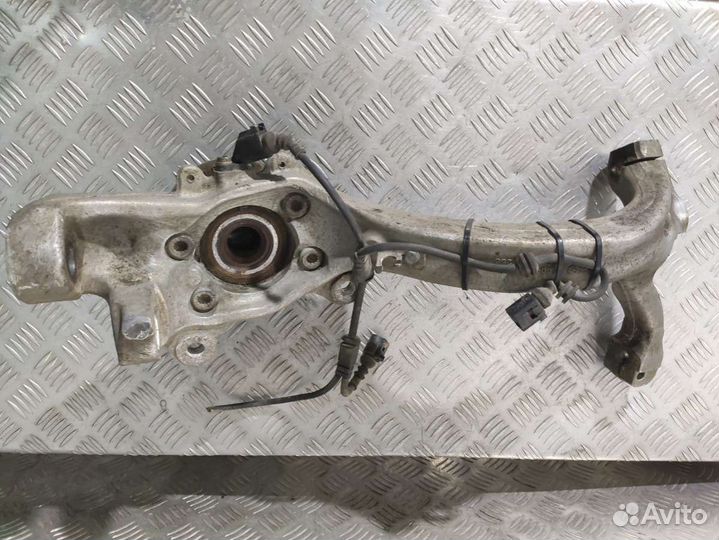 Кулак поворотный передний правый Audi A6 C6 (S6,RS