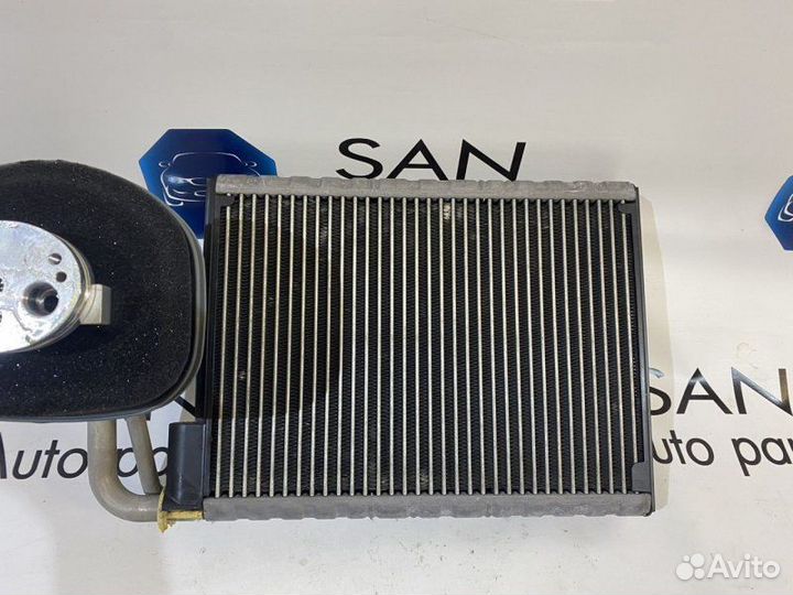 Радиатор кондиционера Bmw 5 F10 N52B30AF 2010