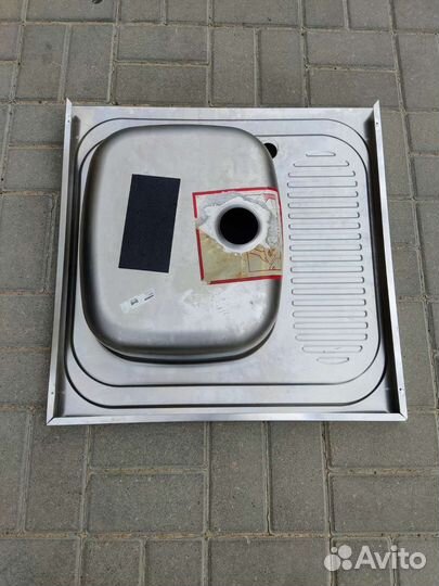 Кухонная мойка из нержавеющей стали