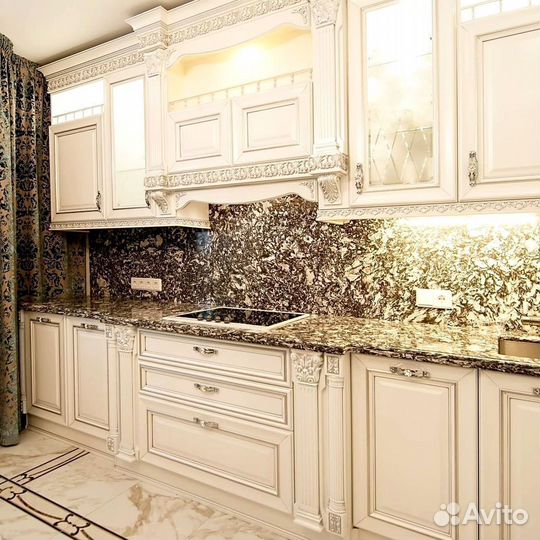 Кухонный гарнитур классика любой сложности