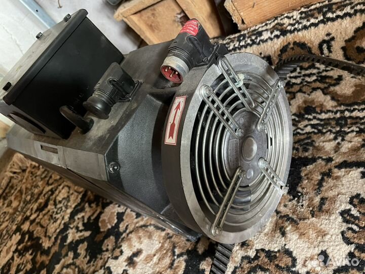 Серводвигатель Baumuller DA 100 новый