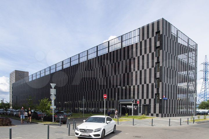 Машиноместо, 14 м²