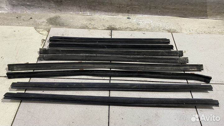 Уплотнители бархотки стекол Mercedes Benz W140