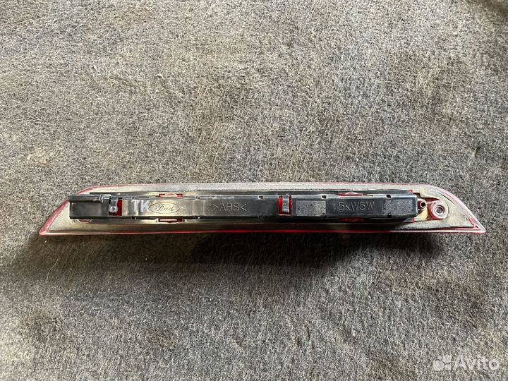 Стоп сигнал Ford Focus 1 хэтчбек