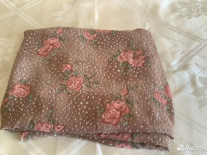 Ткань из креп-жоржета, отрез 4 метра