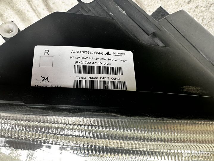 Фара правая ваз Priora