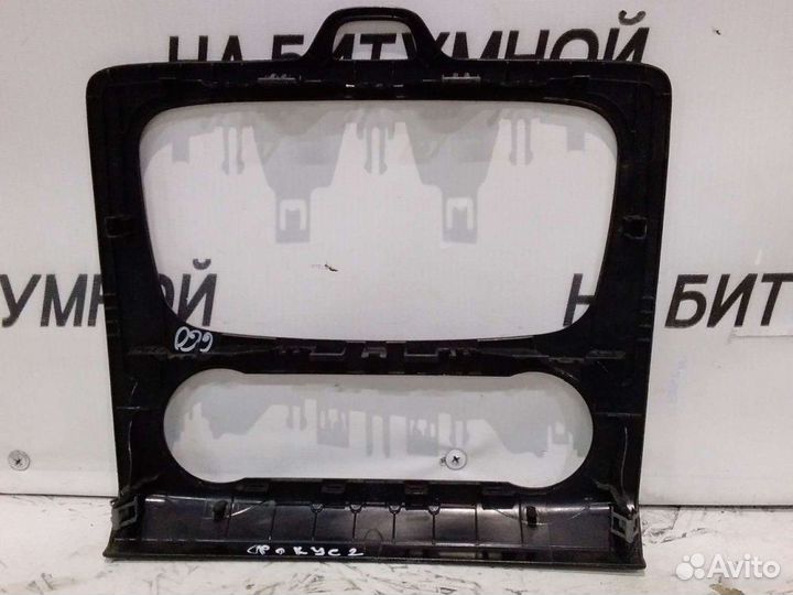 Рамка магнитолы Ford Focus 2