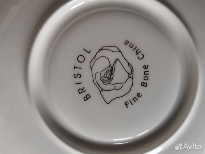 Фарфоровый сервиз 'Красные маки' 21 предмет