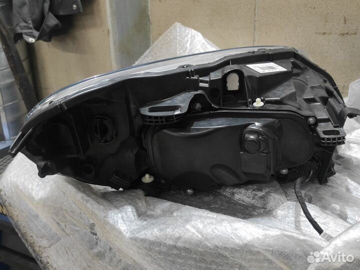 Фара левая Volvo xc60 P3 рестайл галоген
