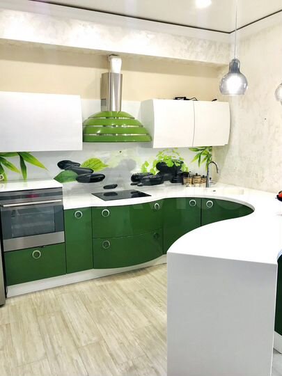 2-к. квартира, 60 м², 2/9 эт.