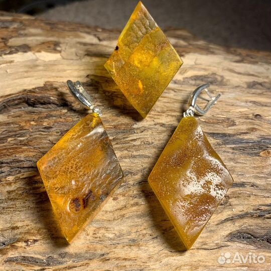 Крупный Комплект « ромб» янтарь натуральный