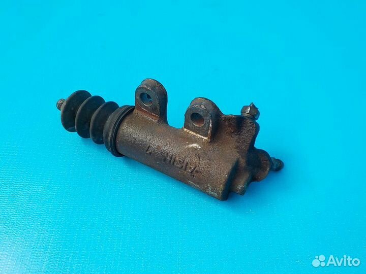 Рабочий цилиндр сцепления toyota Avensis (T250) 20