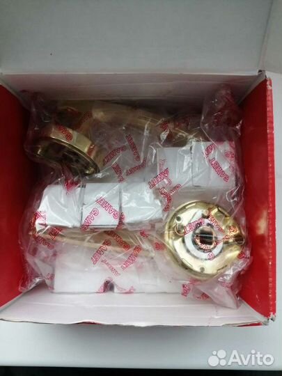 Дверные ручки