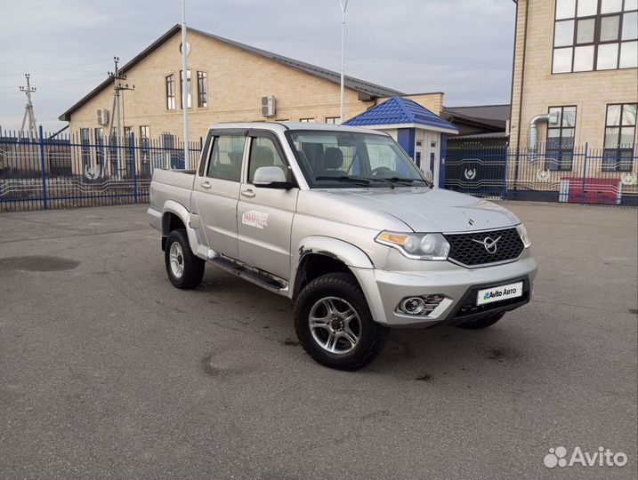 УАЗ Pickup 2.7 МТ, 2017, битый, 235 872 км