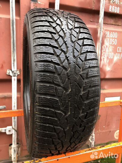 Nokian Tyres WR D4 205/50 R17