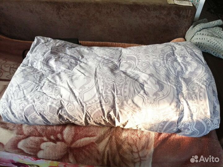 Одеяло пуховое