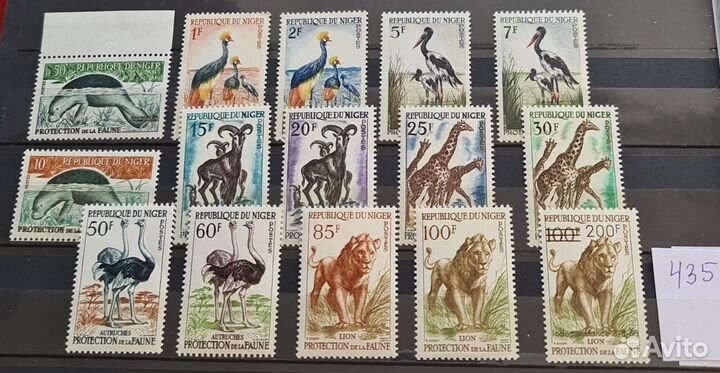 Марки, в основном **. фауна. Полные серии