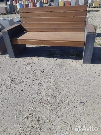 Лавочка садовая из бетона