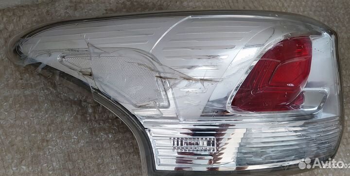 Задний фонарь outlander 3