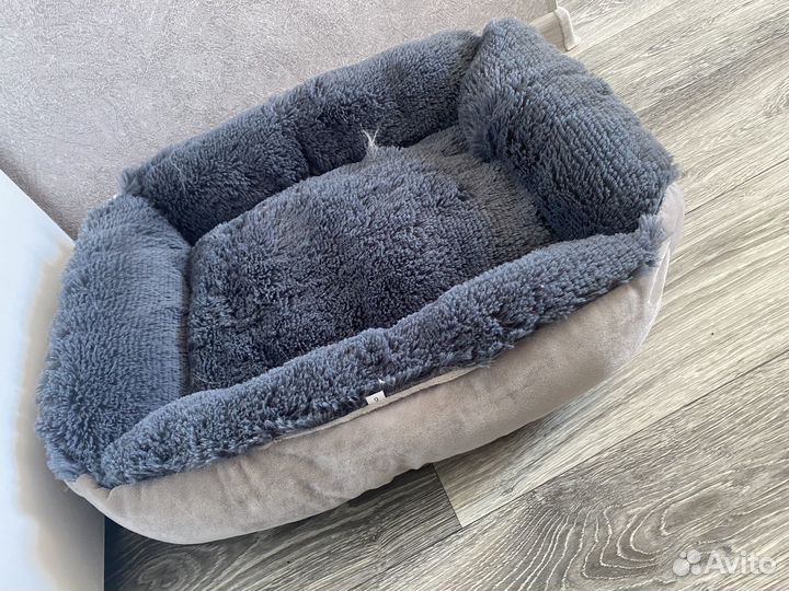 Лежанка для кошек новая