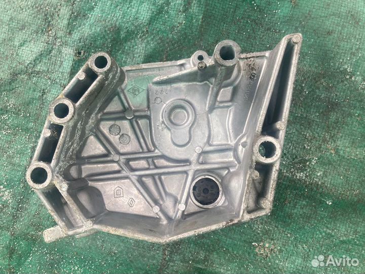 Крышка ремня грм Renault Logan II Рено Логан 2