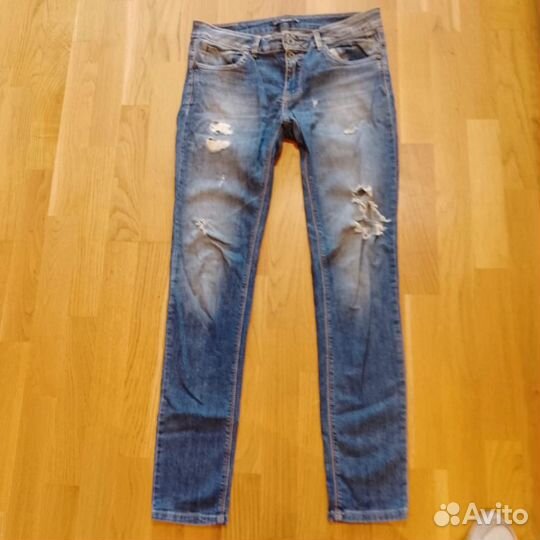 Вещи на девушку 42-44 рр